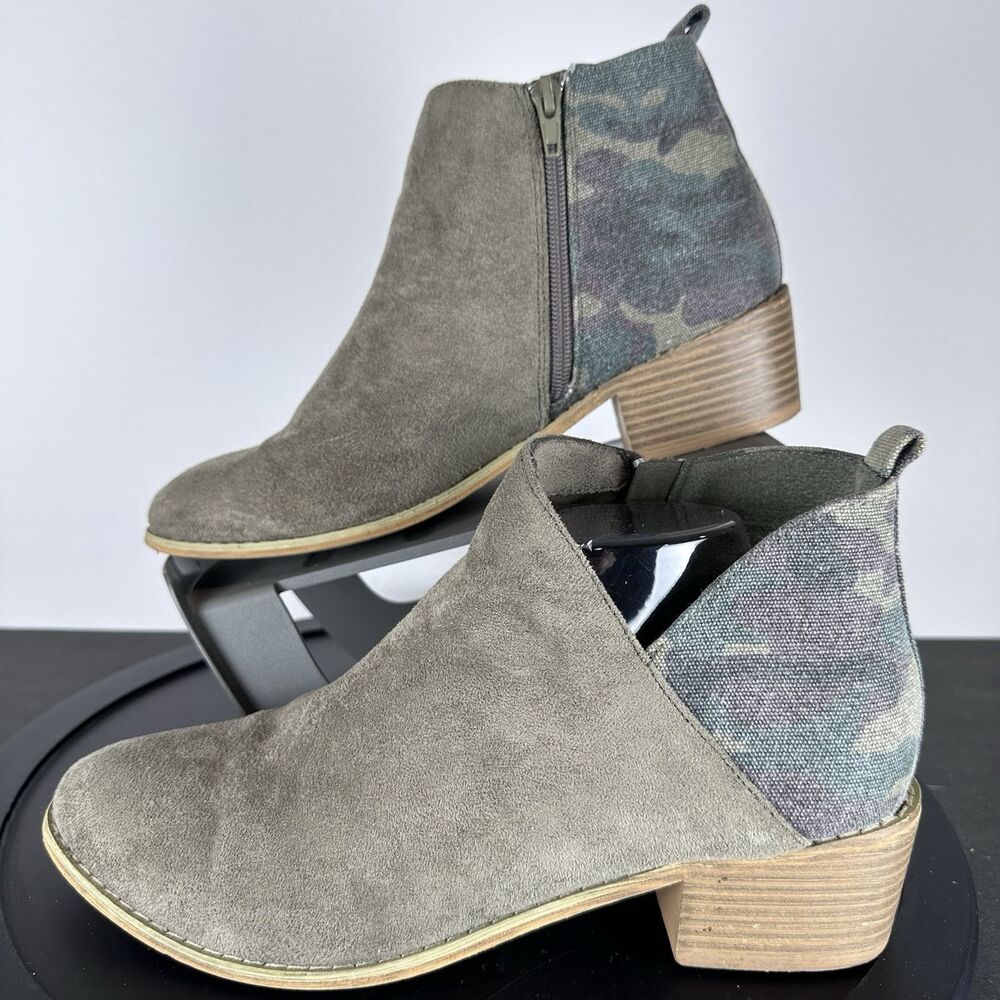 Boutique by Corkys Ankle Boot Womens Camo Size 10 Zip Up Heel Tan